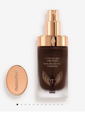 New Charlotte Tilbury Airbrush Foundation 17 neutral